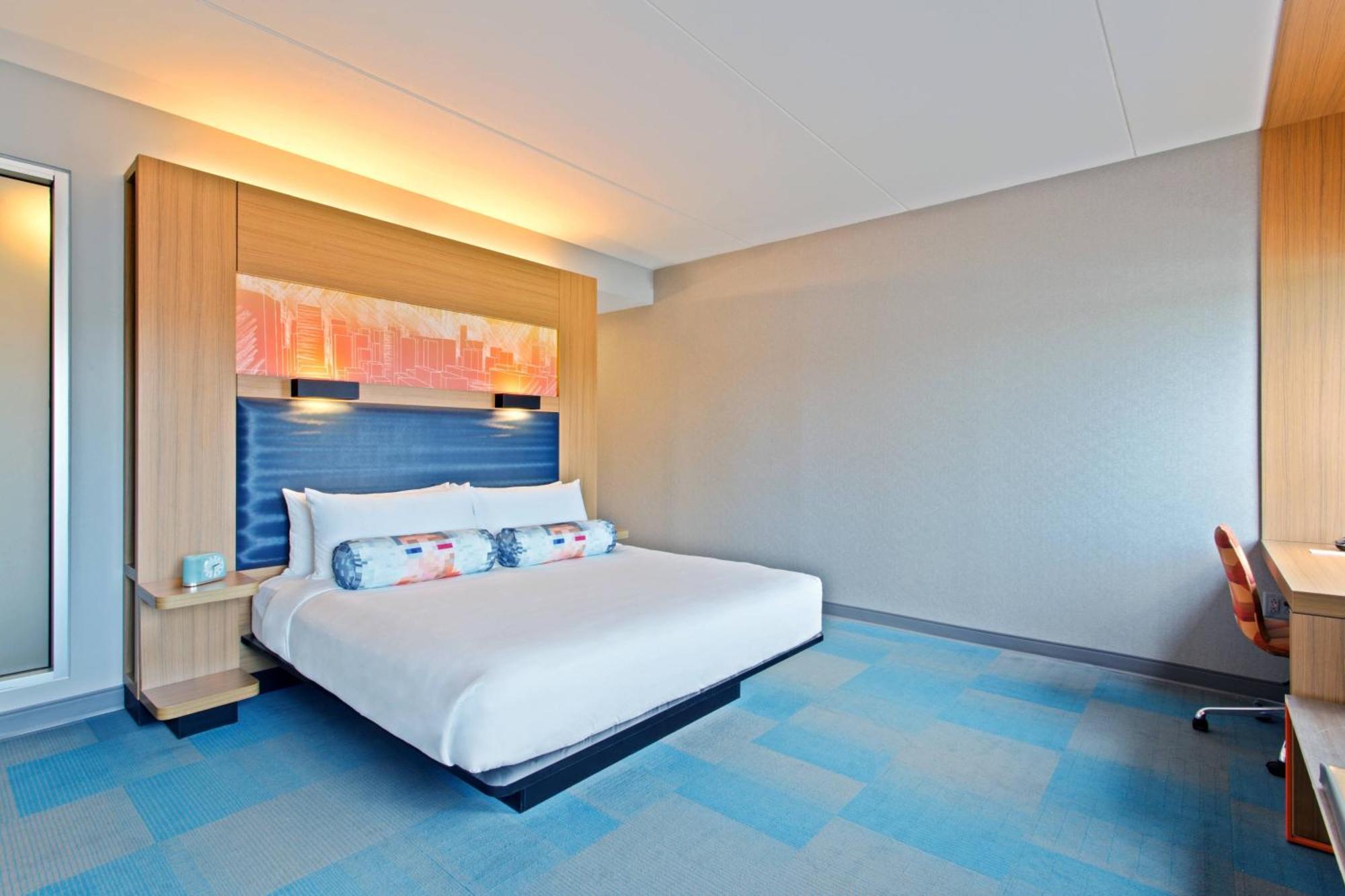 Aloft Birmingham Soho Square Hotel Homewood Exterior photo